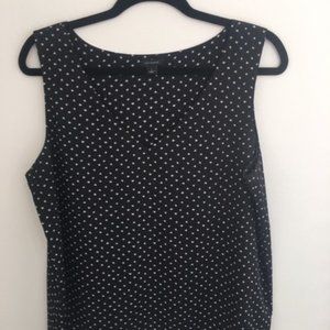 Ann Taylor V neck sleeveless blouse